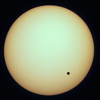 2004 Transit of Venus (click to enlarge)